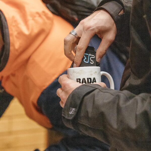 Bada Spēles 2025 sacensību sākums un suvenīri no FREIMart